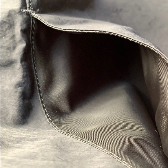 Lululemon x barre3 Cross It Off 20L Black Tote - Picture 7 of 13